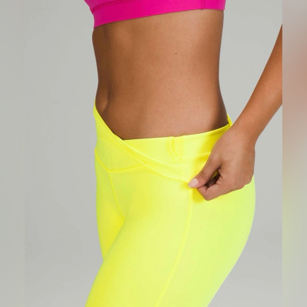 Lululemon Wunder Under High-Rise Tight 25” - Picture 4 of 5
